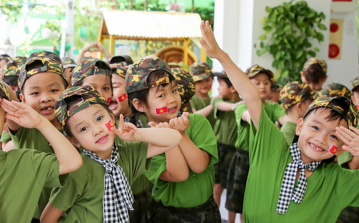 Học sinh mầm non tại Đà Nẵng trong một buổi học làm chiến sĩ nhí Học sinh mầm non tại Đà Nẵng trong một buổi học làm chiến sĩ nhí