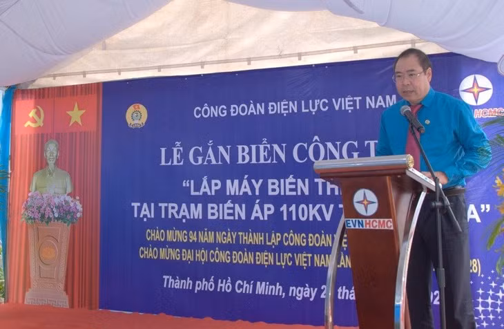 Ông Đỗ Đức Hùng - Chủ tịch Công đoàn EVN phát biểu chỉ đạo