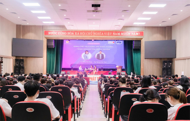 Các buổi Tọa đàm được tổ chức giúp trang bị những kiến thức, kỹ năng cần thiết cho sinh viên trong quá trình học tập và xin việc sau này