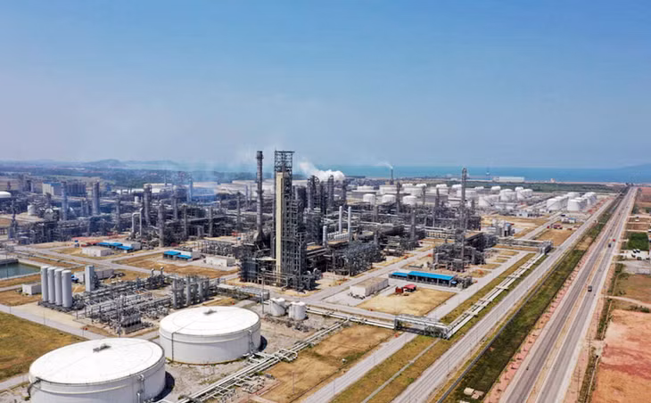 Một góc Nhà máy Lọc dầu Nghi Sơn, Thanh Hoá