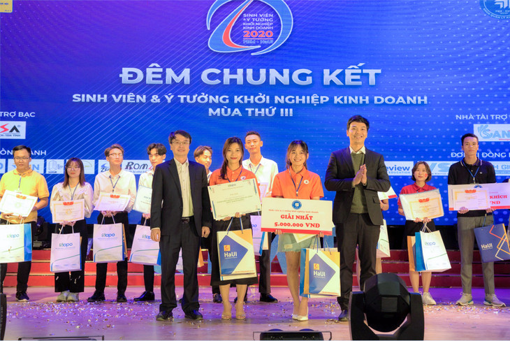 Cuộc thi sinh viên và ý tưởng khởi nghiệp kinh doanh là sân chơi ý nghĩa cho sinh viên khoa Quản lý Kinh doanh