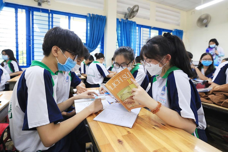 Bộ Giáo dục và Đào tạo cho biết việc điều chỉnh môn Lịch sử theo nguyên tắc không thay đổi cấu trúc chương trình đã ban hành