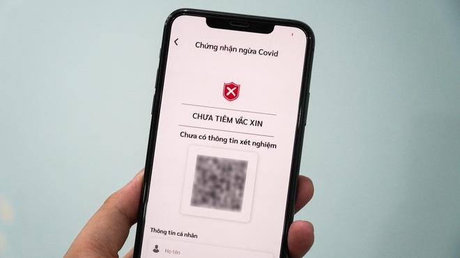 Chứng nhận tiêm vắc xin Covid-19 đột ngột biến mất khiến nhiều người dân cảm thấy hoang mang.