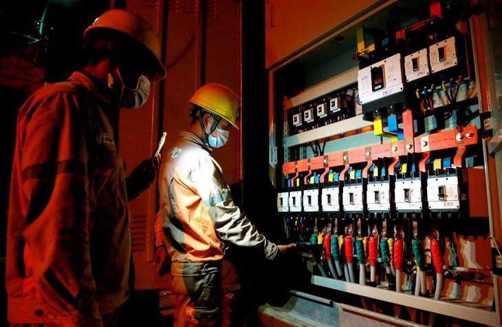 Lũy kế 8 tháng đầu năm, sản lượng điện thương phẩm của EVNNPC đạt 54,211 tỷ kWh, tăng 10,67% so với cùng kỳ năm 2020