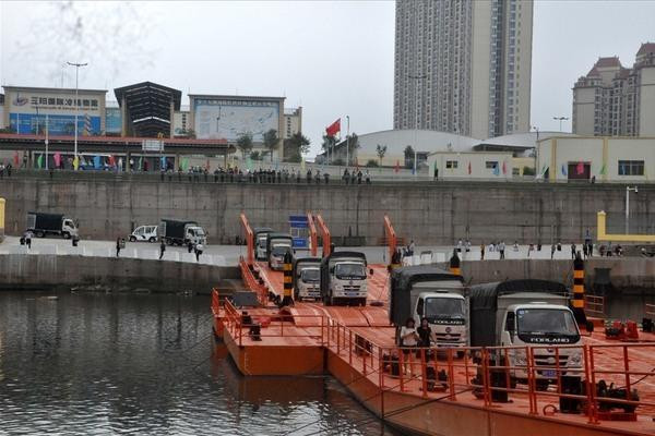 Trung Quốc tạm dừng nhập thanh long tại 1 điểm xuất hàng ở Quảng Ninh Trung Quốc tạm dừng nhập thanh long tại 1 điểm xuất hàng ở Quảng Ninh