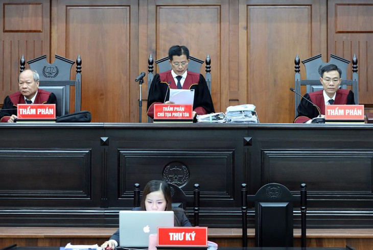 HĐXX làm việc trong một phiên tòa tại TAND Cấp cao tại TP.HCM