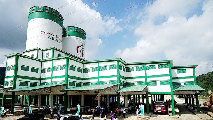 Công ty CP xi măng Công Thanh bị xử phạt hành chính 210 triệu đồng vì tự ý đổ đất đắp đê lấn chiếm 6,2 ha bờ biển.