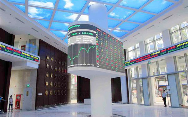 HoSE vừa lưu ý Công ty CP Du lịch Dịch vụ Hội An (HOT) về khả năng hủy niêm yết