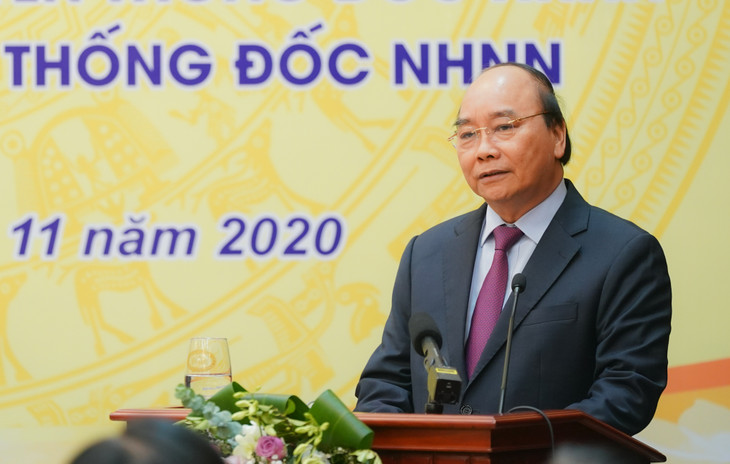 Thủ tướng Nguyễn Xuân Phúc giao 5 nhiệm vụ quan trọng cho Thống đốc và ngành ngân hàng - Ảnh: VGP