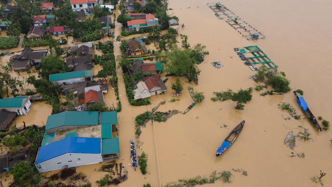Bão Linfa gây ngập lụt ở nhiều tỉnh miền Trung Bão Linfa gây ngập lụt ở nhiều tỉnh miền Trung