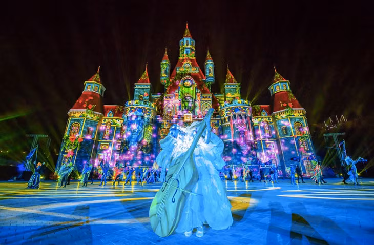 Tata show tại VinWonders Nha Trang – Vở diễn thực cảnh đa phương tiện đầu tiên tại Việt Nam