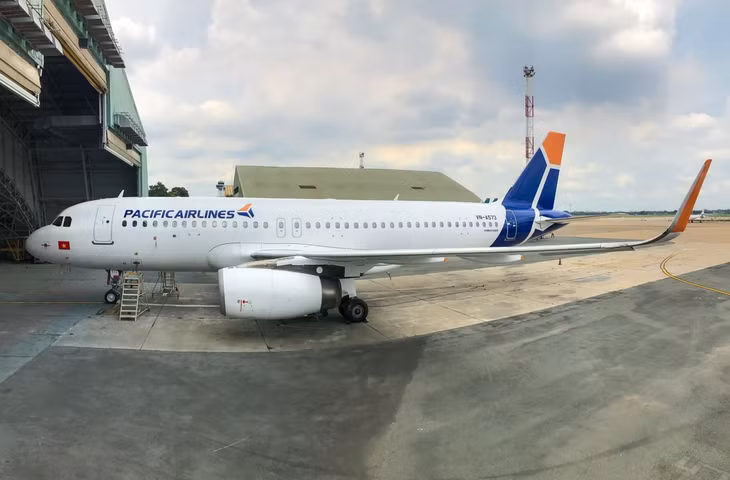 Tạm giữ một hành khách la hét có bom trên máy bay BL6011. Ảnh minh họa