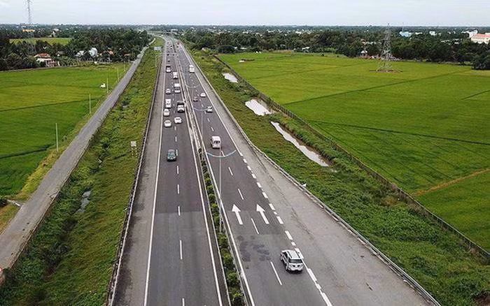 Tuyến Châu Đốc - Cần Thơ - Sóc Trăng có chiều dài hơn 188 km, đi qua 4 tỉnh, thành phố