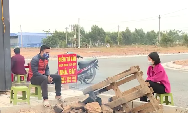 Cục Thuế TP Hà Nội cho biết, tình trạng kê khai giá chuyển nhượng BĐS trên hợp đồng công chứng, kê khai nộp thuế, phí chưa đúng giá thực tế trên địa bàn TP còn diễn ra khá phổ biến.