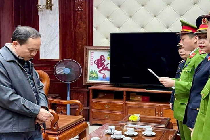 Nguyên Bí thư Tỉnh uỷ Thanh Hoá Trịnh Văn Chiến khi bị bắt tạm giam