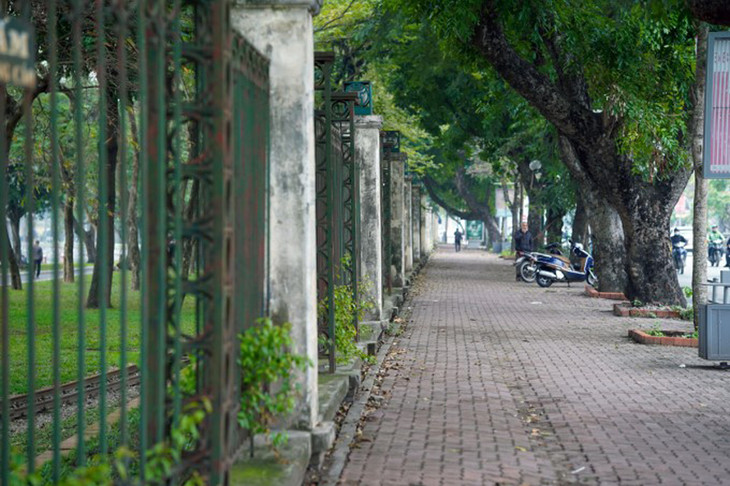 Toàn bộ hàng rào quanh công viên Thống Nhất sẽ được tháo dỡ