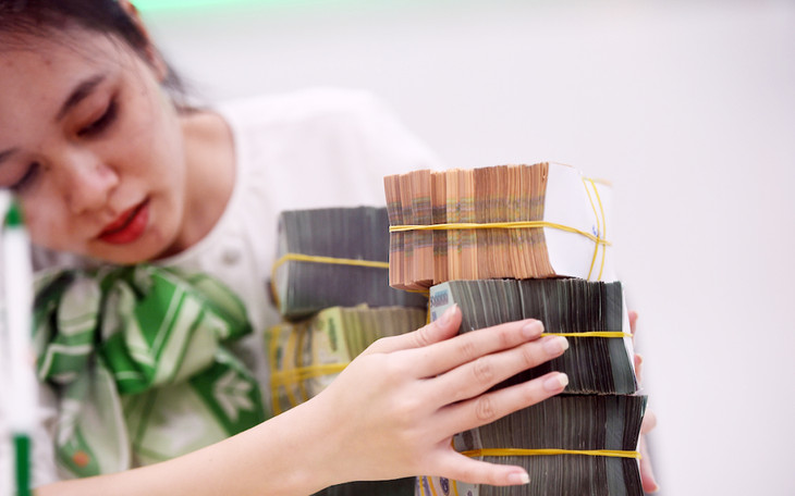 Giao dịch tại chi nhánh một ngân hàng ở TP.HCM