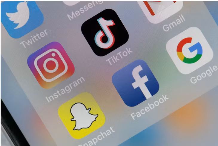 Facebook, Google, Tiktok, Netflix đã gỡ hàng chục nghìn nội dung xấu, tin sai sự thật