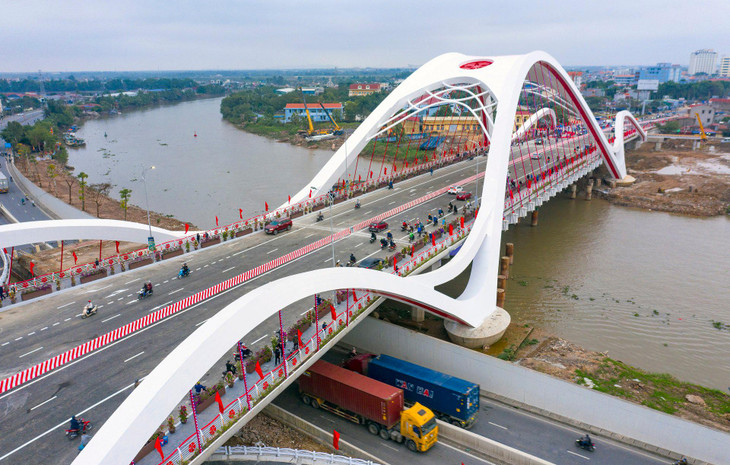 Cầu Rào hơn 2200 tỷ đồng trong ngày thông xe kỹ thuật