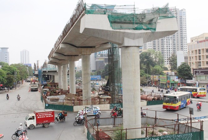 Công trường thi công metro Nhổn - ga Hà Nội do nhà thầu Quốc tế đảm nhiệm