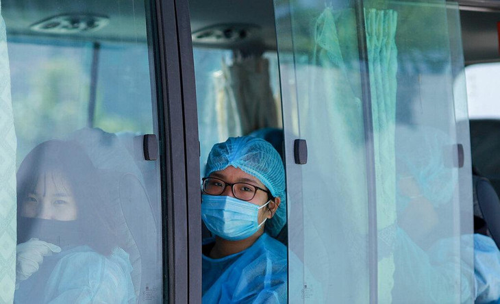 Người Việt trên chuyến bay hồi hương về Đà Nẵng