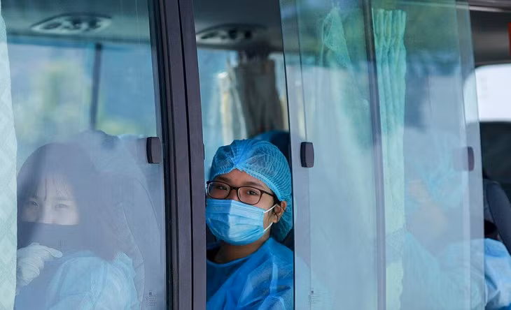 Người Việt trên chuyến bay hồi hương về Đà Nẵng