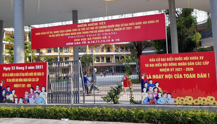 Điểm niên yết danh sách cử tri và ứng cừ viên đại biểu Quốc hội và HĐND TP Đà Nẵng.