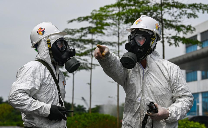 Việc phun khử khuẩn, tiêu độc được các đơn vị phối hợp chặt chẽ.