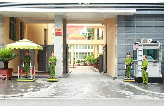 36 mục tiêu quan trọng về chính trị, kinh tế, ngoại giao, khoa học - kỹ thuật, văn hóa, xã hội do lực lượng Cảnh sát nhân dân có trách nhiệm vũ trang canh gác, bảo vệ.