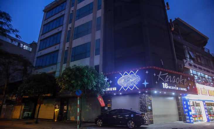 Bộ Y tế đề nghị đóng cửa quán bar, karaoke trên cả nước