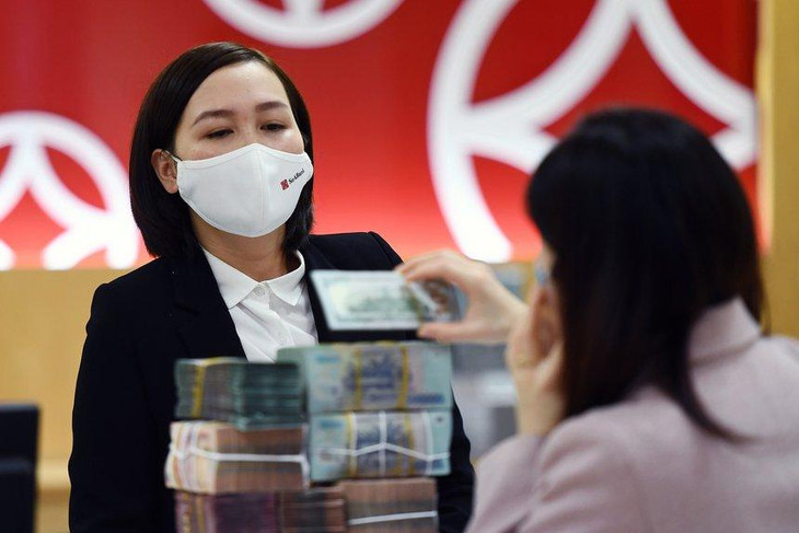 Số tiền thu về ngân sách từ thuế thu nhập cá nhân trong tháng 1 ước đạt 15.000 tỷ đồng, tương đương 8,2% tổng thu ngân sách trong tháng Số tiền thu về ngân sách từ thuế thu nhập cá nhân trong tháng 1 ước đạt 15.000 tỷ đồng, tương đương 8,2% tổng thu ngân sách trong tháng