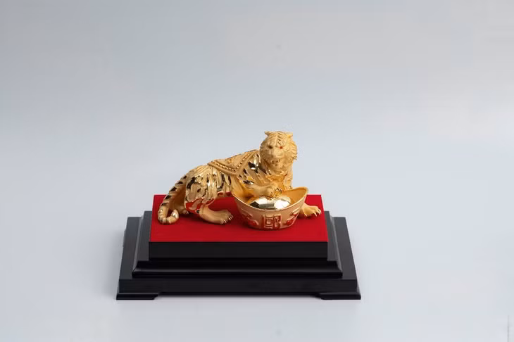 Tượng Quý linh Nhâm Dần mạ vàng FJC