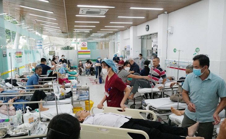 Bên trong Khoa cấp cứu A9, Bệnh viện Bạch Mai