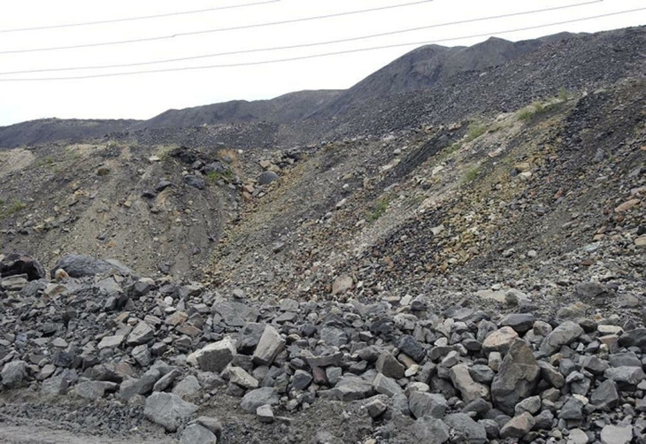 Đất đá thải than được đề xuất làm vật liệu san lấp