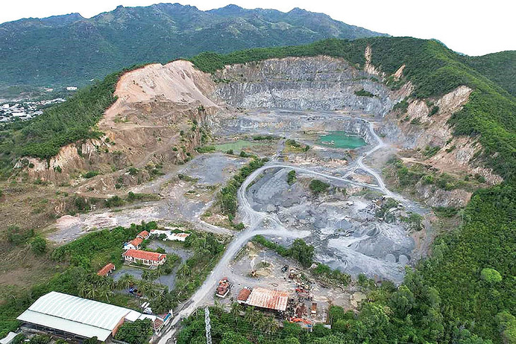 Nhiều doanh nghiệp khoáng sản ở Lâm Đồng khai thác vượt công suất được cấp phép