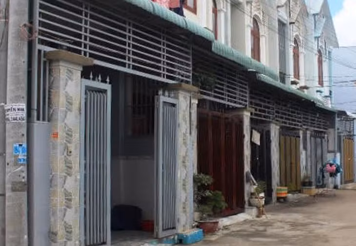 35 căn nhà xây dựng trái phép tại phường An Hòa, dẫn đến việc ông Sắc đã bị cách chức Chủ tịch UBND Phường