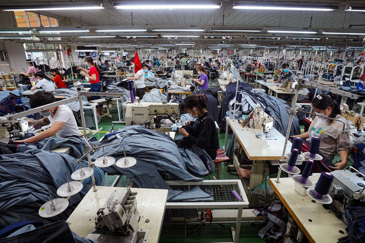 Tình hình lao động đầu năm 2025 ổn định, tỷ lệ công nhân trở lại làm việc trong ngày đầu năm đạt mức cao. Ảnh minh họa