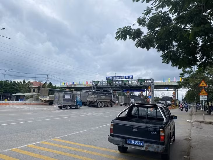 Trạm thu phí An Sương - An Lạc