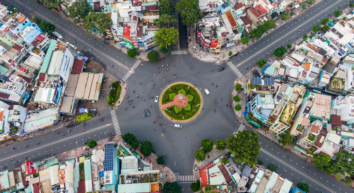 Khu vực ngã bảy Lý Thái Tổ lúc 7h ngày 4/10.