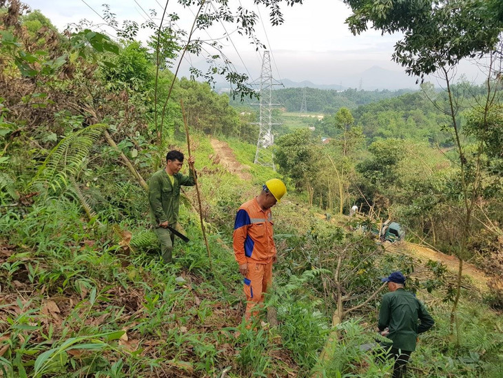 Vì vậy, trong thời gian tới, EVN cần chỉ đạo các cơ quan, đơn vị trực thuộc cử cán bộ, chuyên viên phụ trách an toàn tham gia các chương trình đào tạo, bồi dưỡng chuyên sâu về an toàn PCCC.