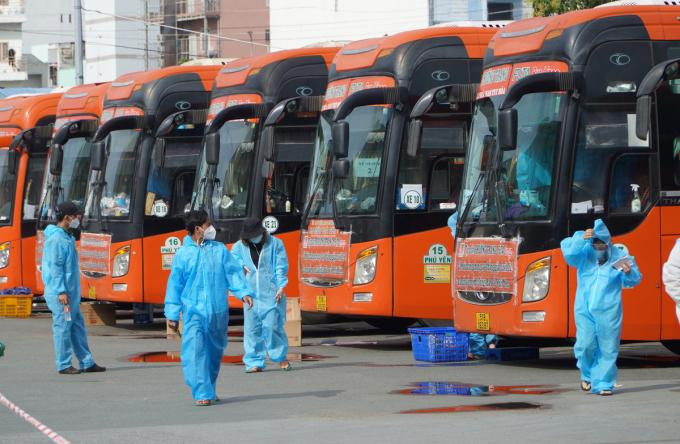 Có 3 phương thức vận chuyển người lao động trở lại TP.HCM bằng đường bộ Có 3 phương thức vận chuyển người lao động trở lại TP.HCM bằng đường bộ