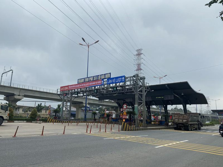 Giao thông tại trạm thu phí Xa lộ Hà Nội rất ổn định