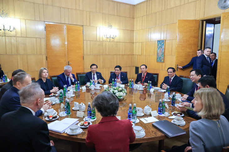 Hai Thủ tướng nhất trí tiếp tục triển khai hiệu quả các khuôn khổ hợp tác, các các thỏa thuận đã ký kết giữa hai nước - Ảnh: VGP