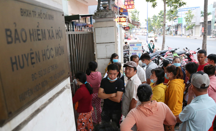 Lao động chờ rút BHXH một lần tại TP.HCM