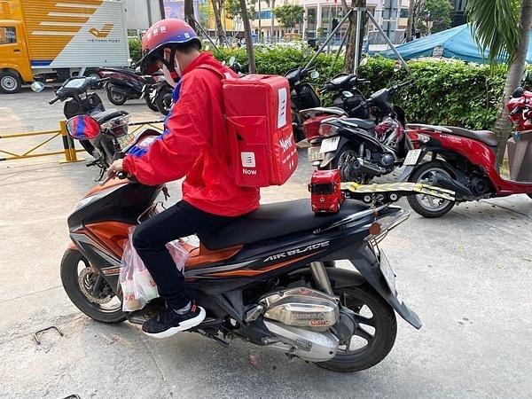 Now là ứng dụng đầu tiên trở lại hoạt động giao hàng và đi chợ hộ tại Hà Nội