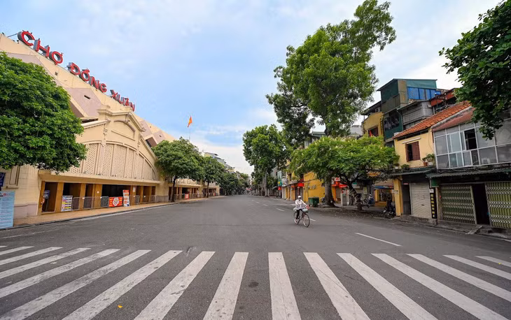 Công điện của Chủ tịch UBND TP. Hà Nội yêu cầu Thành phố tiếp tục thực hiện nghiêm các biện pháp phòng chống dịch