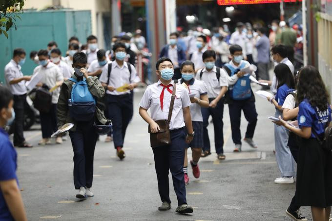 83.300 thí sinh TP.HCM sẽ xét tuyển vào lớp 10 bằng điểm trung bình lớp 9