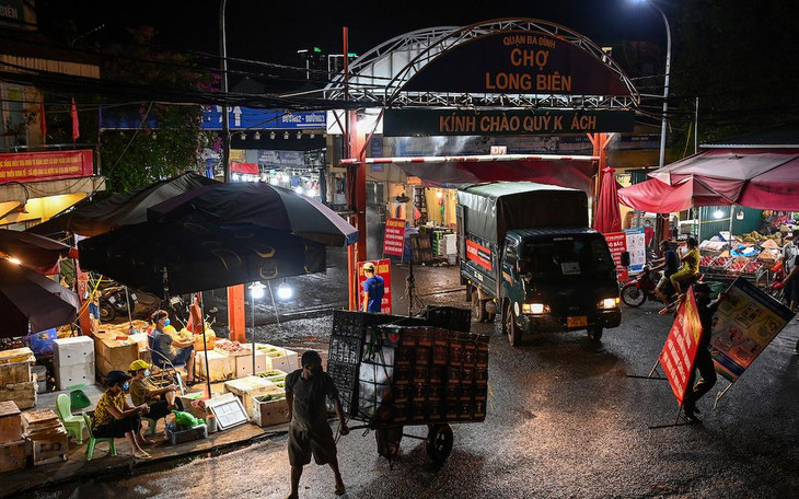 Chợ Long Biên trước thời điểm bị phong toả, tạm đóng do có các ca nhiễm Covid-19