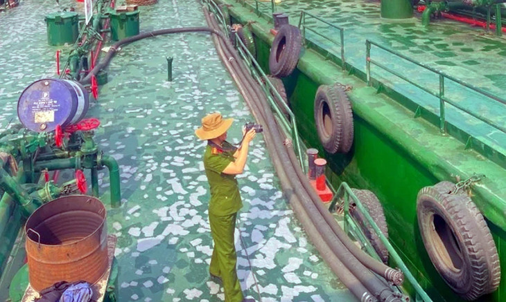 Lực lượng chức năng kiểm tra, khám xét phương tiện liên quan Lực lượng chức năng kiểm tra, khám xét phương tiện liên quan