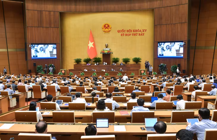 Quốc hội thảo luận ở hội trường về việc phê chuẩn văn kiện gia nhập Hiệp định CPTPP của Liên hiệp Vương quốc Anh và Bắc Ireland